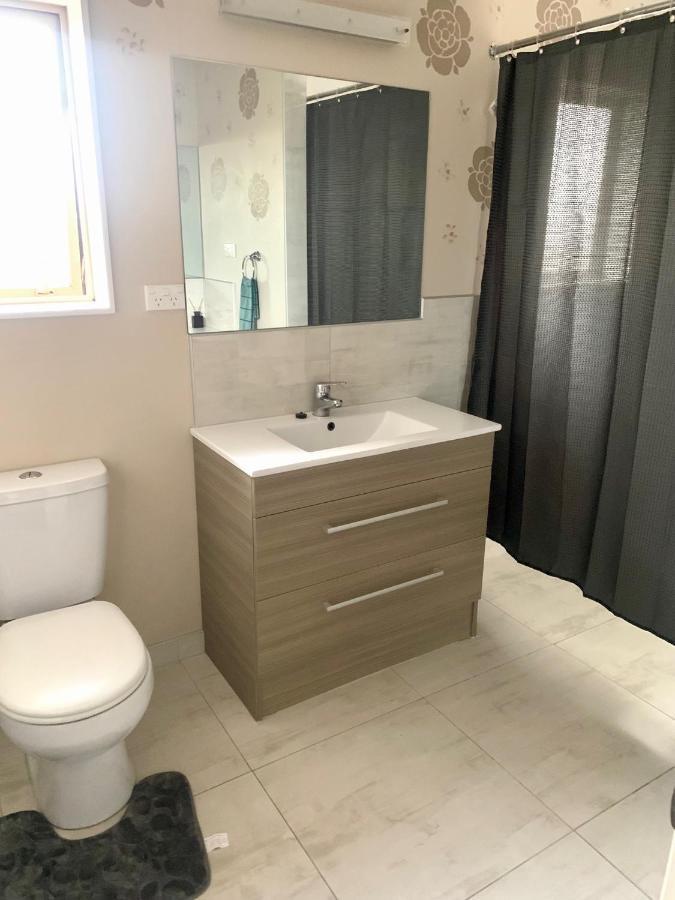 Kg Ensuite Palmerston North Exteriör bild